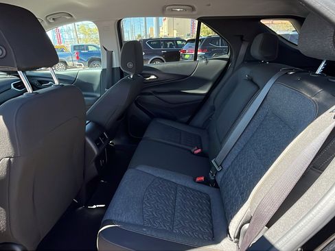 Certified 2024 Chevrolet Equinox LT image 24