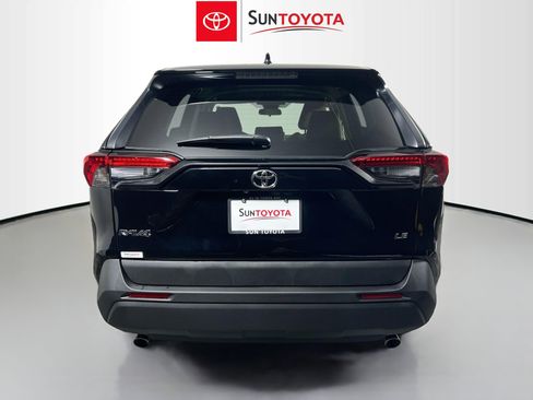 Used 2025 Toyota RAV4 LE FWD image 5
