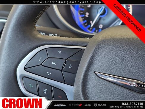 Certified 2023 Chrysler Pacifica Touring-L FWD image 31