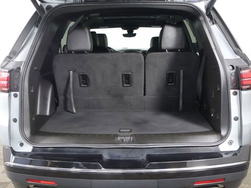 Used 2023 Chevrolet Traverse Premier w/ Redline Edition AWD/4WD image 21