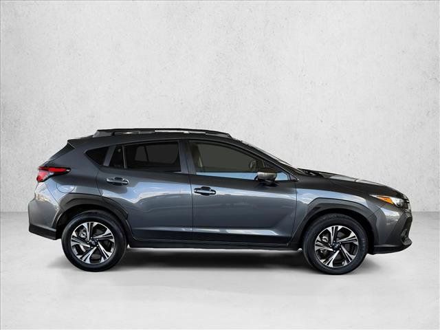 Used 2025 Subaru Crosstrek 2.5i Premium AWD/4WD image 4
