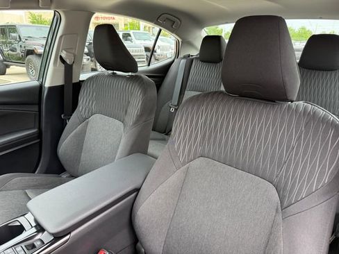 Used 2026 Toyota Camry LE FWD image 11