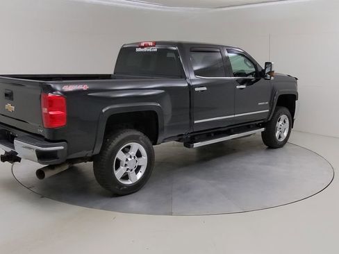 Used 2018 Chevrolet Silverado 2500 LTZ w/ Duramax Plus Package AWD/4WD image 13