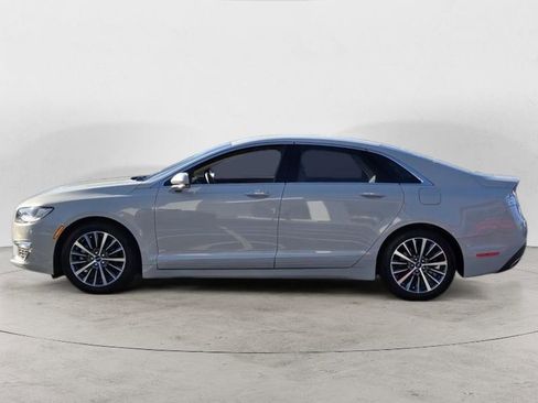 Used 2019 Lincoln MKZ Reserve FWD image 6