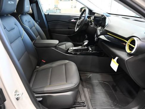 New 2026 Chevrolet Trax ACTIV w/ Driver Confidence Package FWD image 10