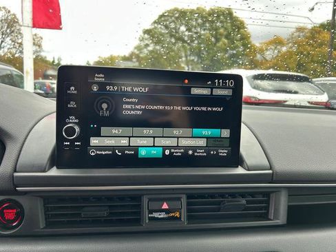 Used 2023 Honda Pilot Touring image 14