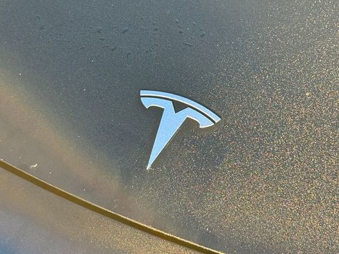 Used 2021 Tesla Model 3 Performance image 22