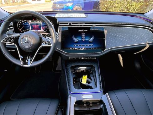 Used 2024 Mercedes-Benz E 350 4MATIC Sedan image 16
