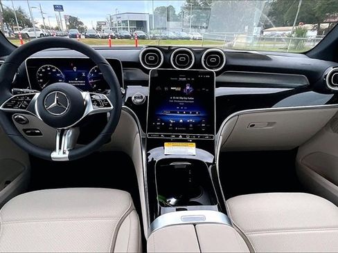 New 2026 Mercedes-Benz GLC 300 image 4