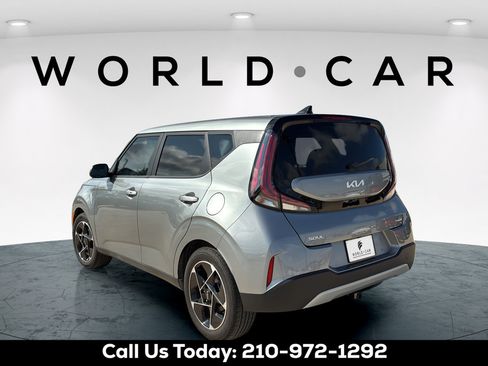 Certified 2025 Kia Soul EX FWD image 13