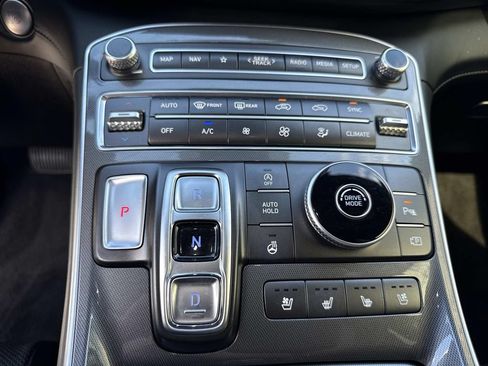 Used 2022 Hyundai Santa Fe Calligraphy FWD image 29