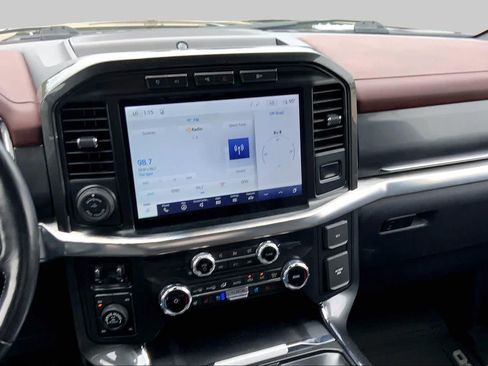 Used 2022 Ford F150 Lariat w/ Equipment Group 502A High AWD/4WD image 13