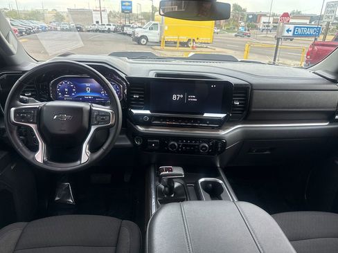 Used 2023 Chevrolet Silverado 1500 LT Trail Boss w/ Convenience Package II AWD/4WD image 12
