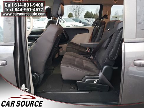 Used 2017 Dodge Grand Caravan SE w/ Power Window Group image 18