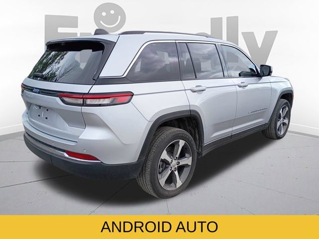 Used 2022 Jeep Grand Cherokee Limited 4xe w/ Luxury Tech Group II AWD/4WD image 5