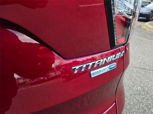 Used 2018 Ford Escape Titanium image 14