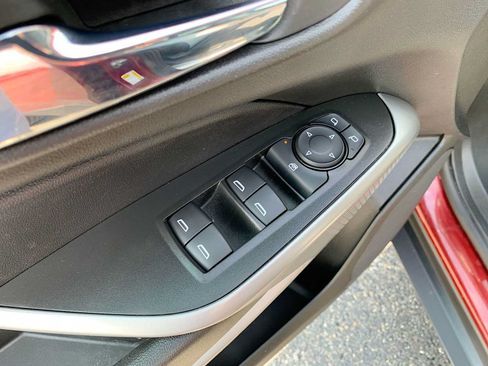 Certified 2024 Chevrolet Trax LS w/ LS Convenience Package FWD image 20
