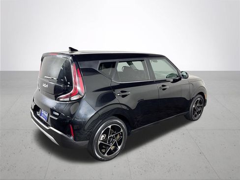 Certified 2023 Kia Soul EX FWD image 7