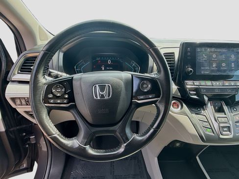 Used 2018 Honda Odyssey EX-L image 8