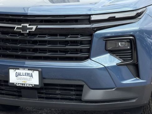 New 2026 Chevrolet Traverse LT w/ Midnight/Sport Edition FWD image 7