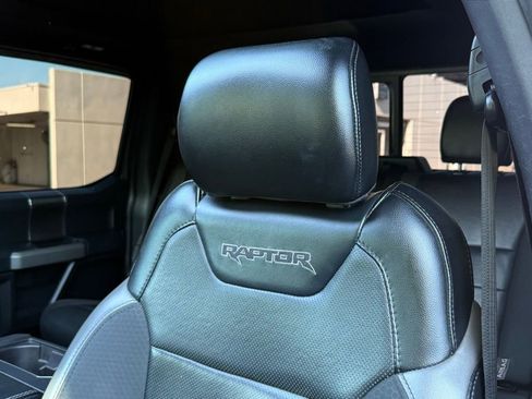 Used 2019 Ford F150 Raptor w/ Equipment Group 802A Luxury AWD/4WD image 4