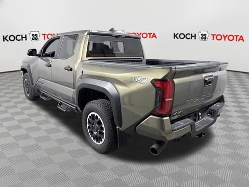 Used 2024 Toyota Tacoma TRD Off-Road w/ TRD Off Road Premium Package image 6