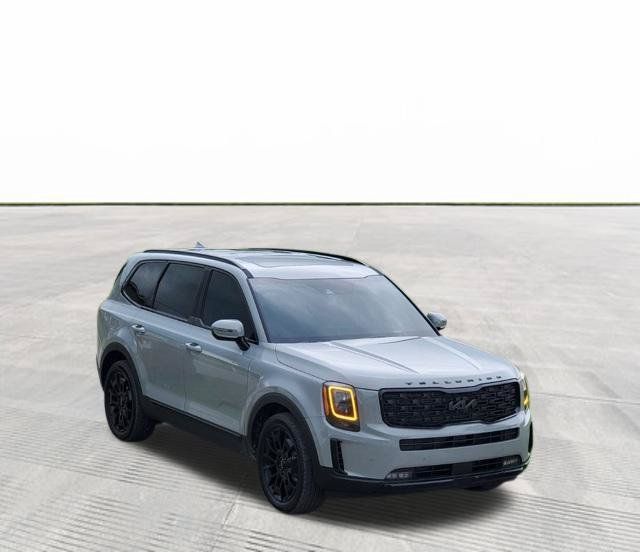 Used 2022 Kia Telluride SX w/ SX Prestige Package AWD/4WD image 4