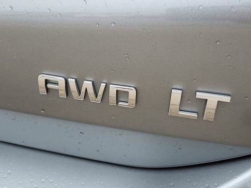 Certified 2023 Chevrolet Equinox LT w/ Driver Convenience Package image 35