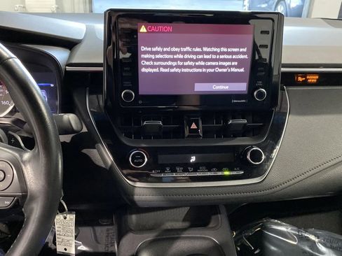 Used 2022 Toyota Corolla SE w/ Carpet Mat Package (TMS) image 14