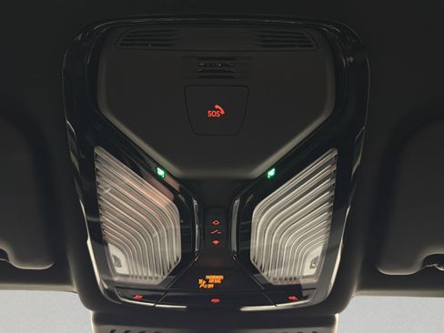 Used 2024 BMW X3 xDrive30i w/ Premium Package w/ZPA image 26