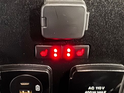 Used 2020 Ford F350 Platinum w/ Tremor Off-Road Package image 29