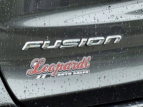 Used 2019 Ford Fusion SE image 31