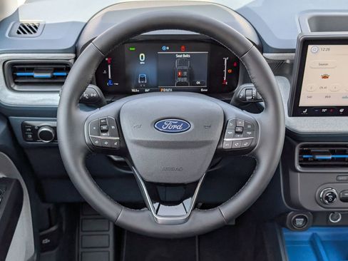 New 2025 Ford Maverick XLT w/ XLT Luxury Package FWD image 10