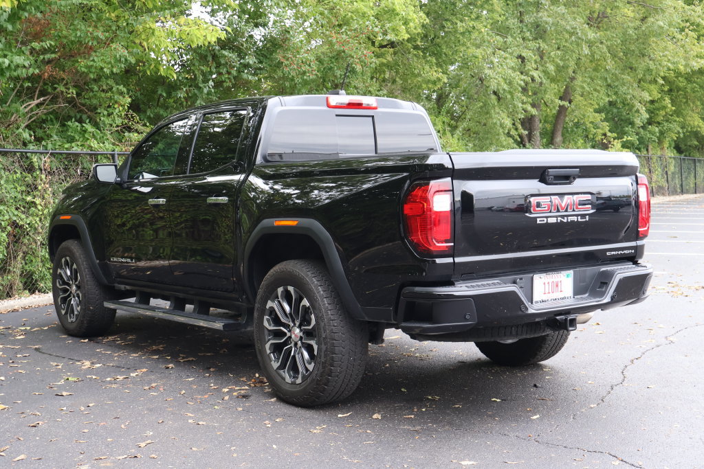 Certified 2025 GMC Canyon Denali AWD/4WD image 8