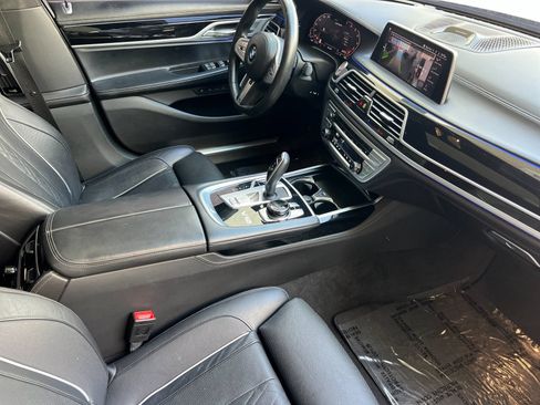 Used 2021 BMW M760i xDrive AWD/4WD image 14