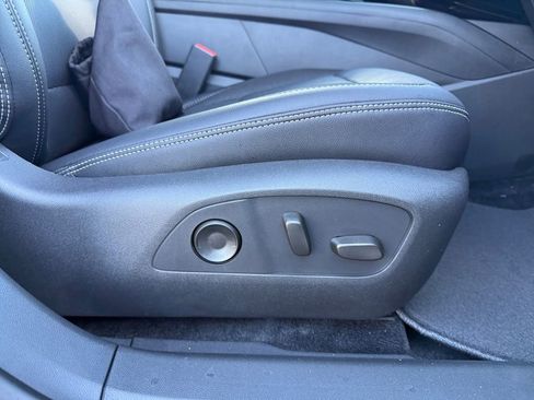 New 2026 Chevrolet Blazer EV LT image 16