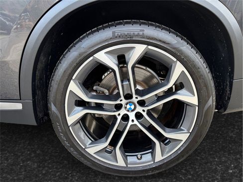 Used 2021 BMW X5 sDrive40i image 16