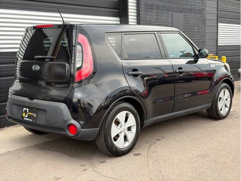 Used 2016 Kia Soul FWD image 3