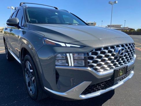 Used 2023 Hyundai Santa Fe SEL Premium image 7