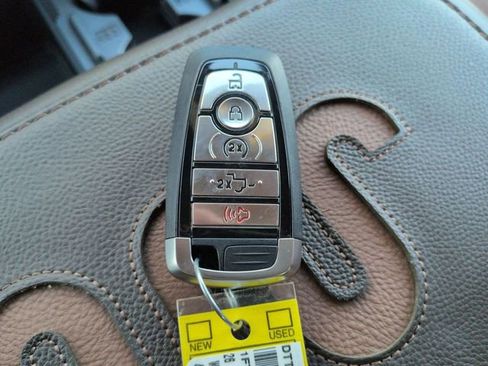 New 2026 Ford F250 King Ranch w/ Chrome Package AWD/4WD image 30