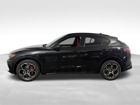 Used 2024 Alfa Romeo Stelvio Veloce AWD/4WD image 11