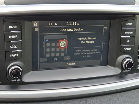 Used 2020 Kia Sorento S AWD/4WD image 6