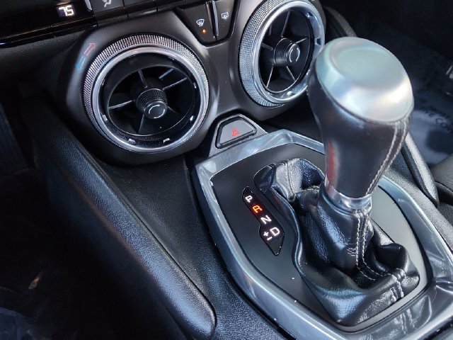 Used 2018 Chevrolet Camaro LT RWD image 41