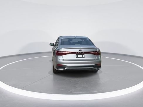 New 2025 Volkswagen Jetta SE image 7