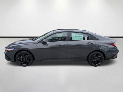 New 2026 Hyundai Elantra SEL Sport FWD image 7