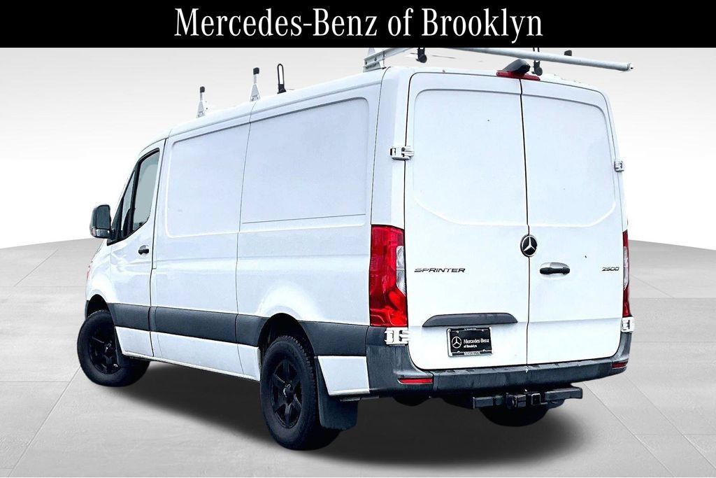Used 2019 Mercedes-Benz Sprinter 144 image 11