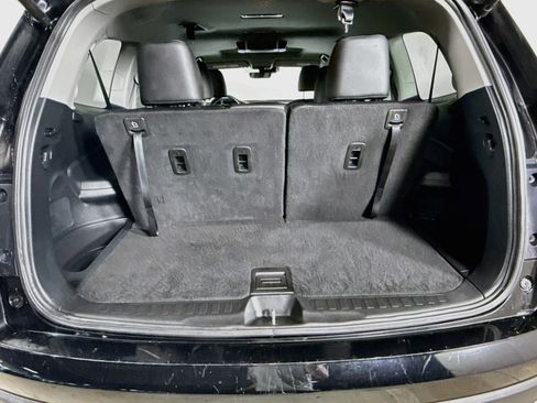 Certified 2021 Honda Pilot Touring image 36