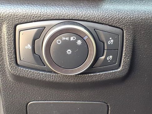 Used 2018 Ford F150 Raptor w/ Equipment Group 802A Luxury image 17