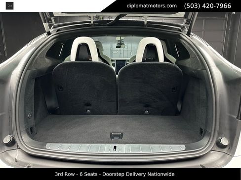 Used 2017 Tesla Model X 75D image 44