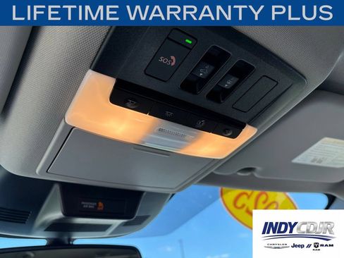 Used 2025 Nissan Rogue Platinum w/ Tech Package FWD image 21